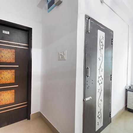 Oyo Flagship Mishika Homes Kolkata Eksteriør bilde