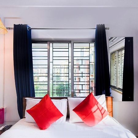 Oyo Flagship Mishika Homes Kolkata Eksteriør bilde