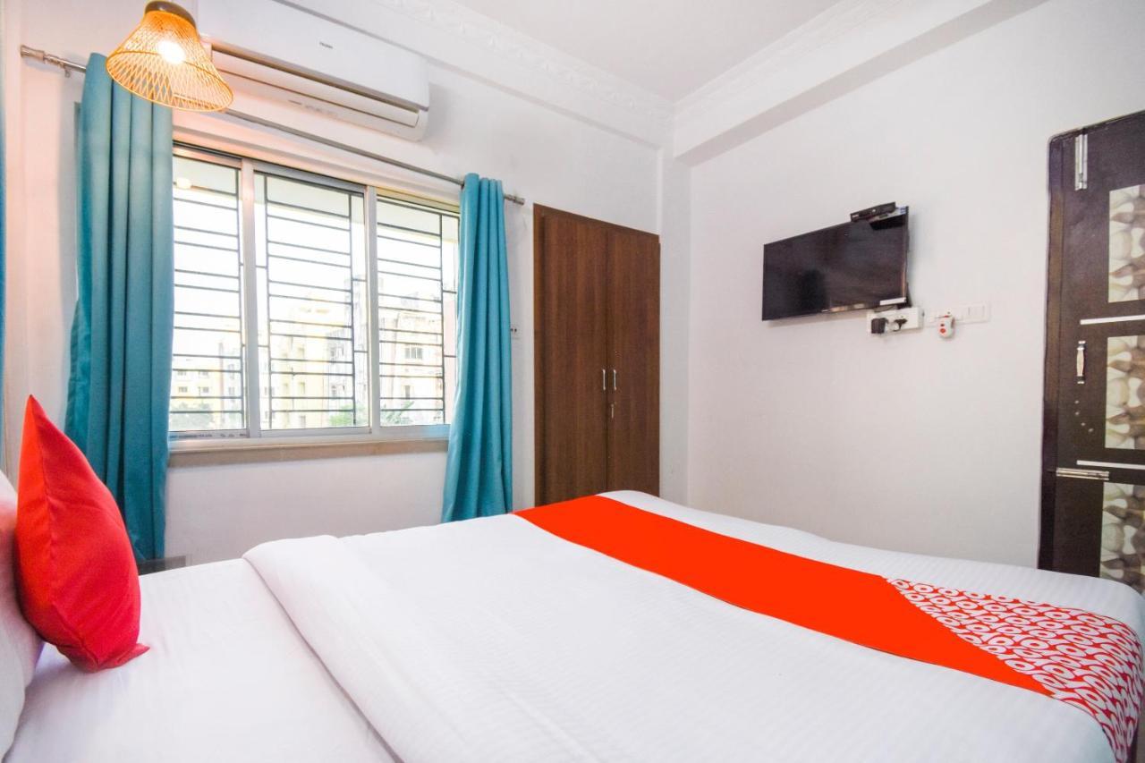 Oyo Flagship Mishika Homes Kolkata Eksteriør bilde